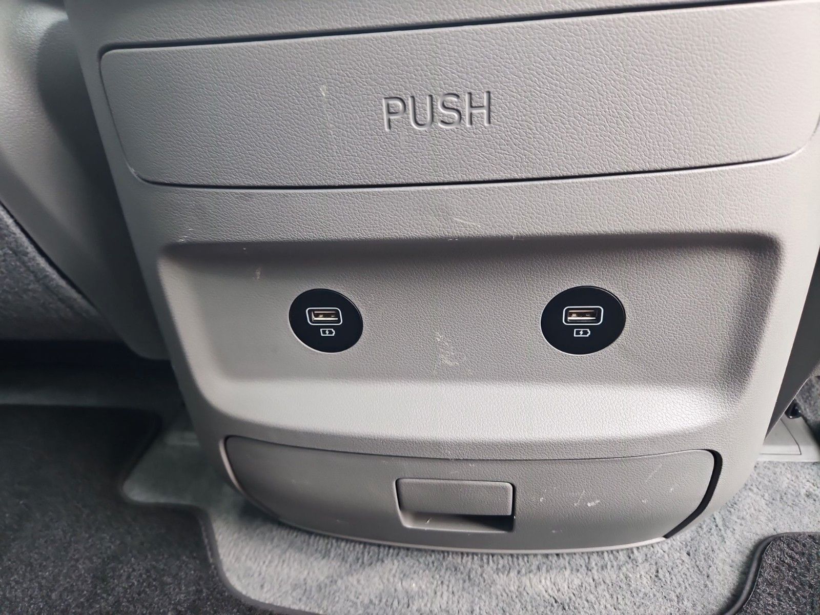 Hyundai Staria – Bild 19