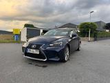 Lexus IS 300 300h Luxury Line Automatik Luxury Line - Lexus IS-Serie von privat