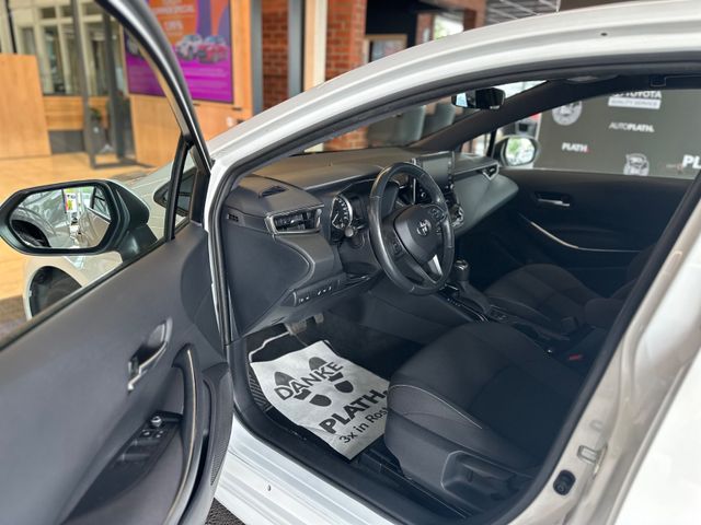 Toyota Corolla  Hybrid Club