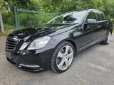 Mercedes-Benz E 350 Avantgarde 4 Matic Vollausstattung - Mercedes-Benz E 350 aus 2011: 4matic