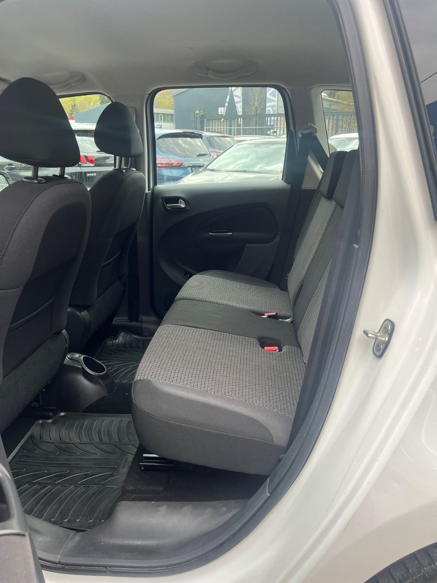 Fahrzeugabbildung Citroën C3 Picasso Selection * AUTOMATIK *SCHECKHEFT*