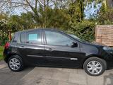 Renault Clio "Yahoo" - Renault Clio: Yahoo