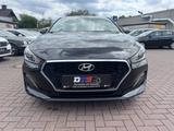 Hyundai i30 cw Trend*TÜV NEU*GARANTIE* - Hyundai i30 Gebrauchtwagen in Duisburg