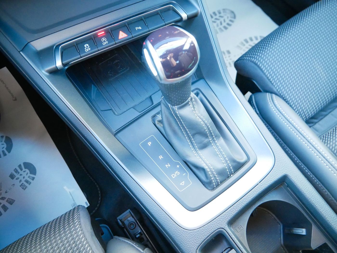 Fahrzeugabbildung Audi Q3 40 2.0 TFSI quattro S-Line NEU56T AHK Kamera