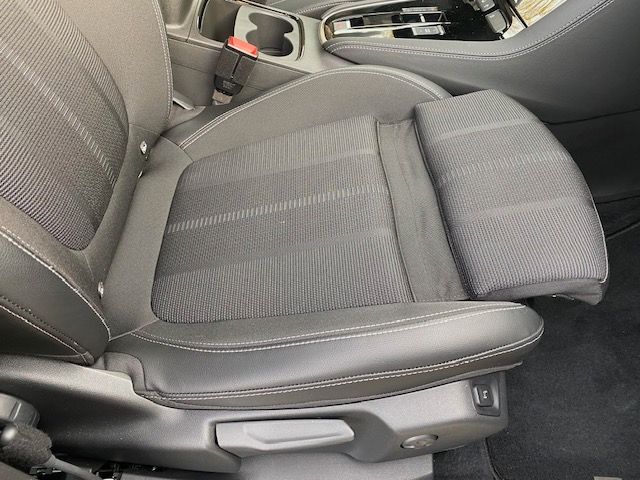 Fahrzeugabbildung Opel Grandland 1.2 Turbo GS-Line 96KW Automatik