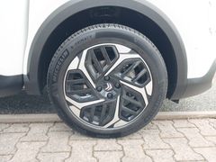 C4 Limousine Shine Pure Tech 130 C4 Limousine Shine Pure Tech 130