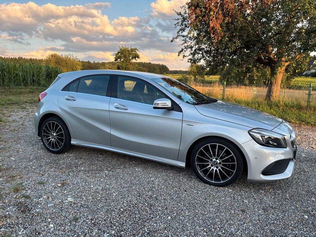 Image of Mercedes-Benz A 220