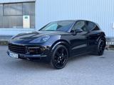 Porsche Cayenne S* 22 Zoll* Pano*AHK*LED*Luftfahrwerk - Porsche Cayenne Gebrauchtwagen in München
