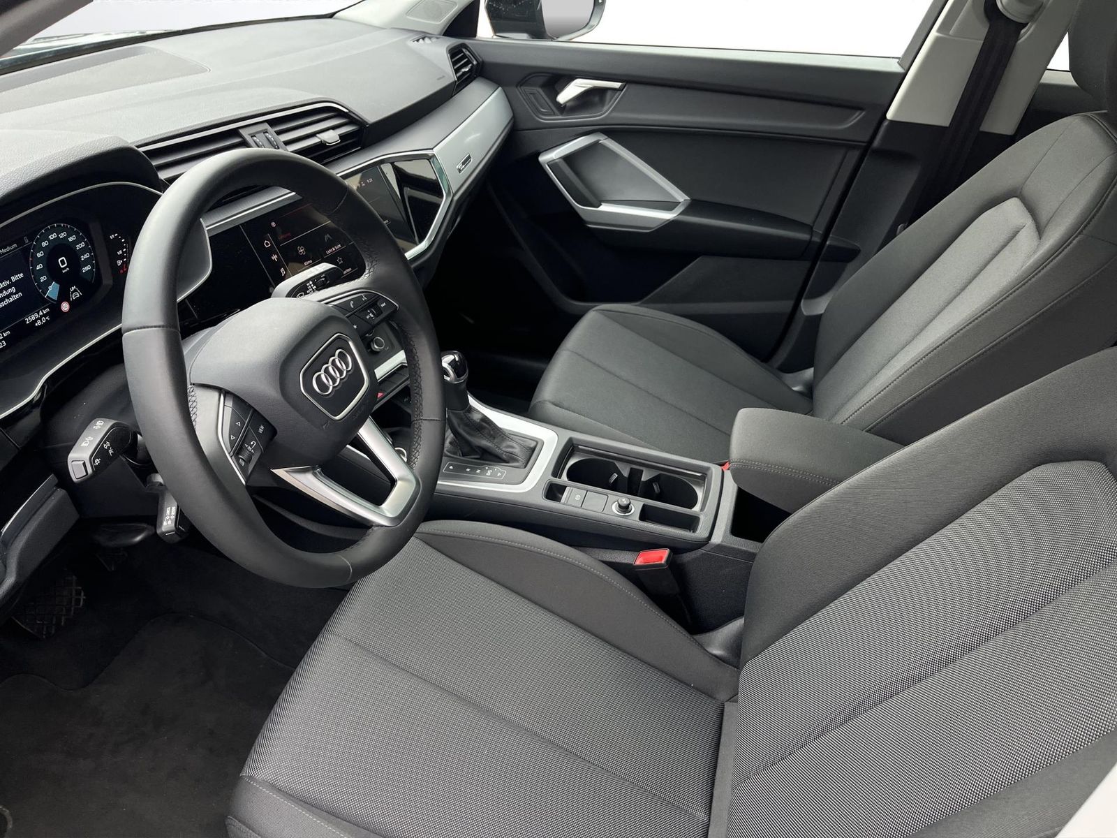Audi Q3 35 1.5 TFSI S Line 18" Panorama LED CarPlay foto 13