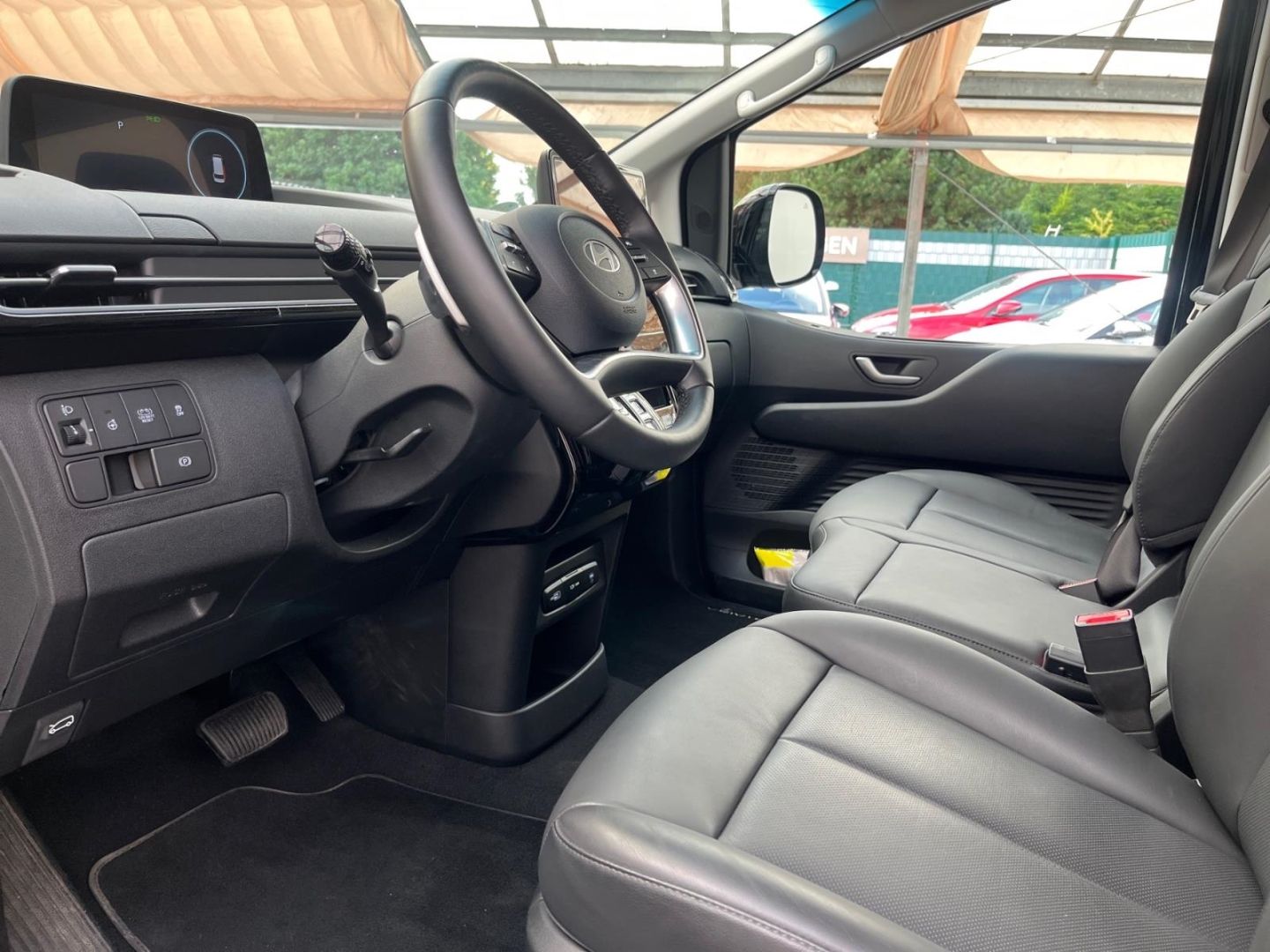 Hyundai Staria – Bild 7