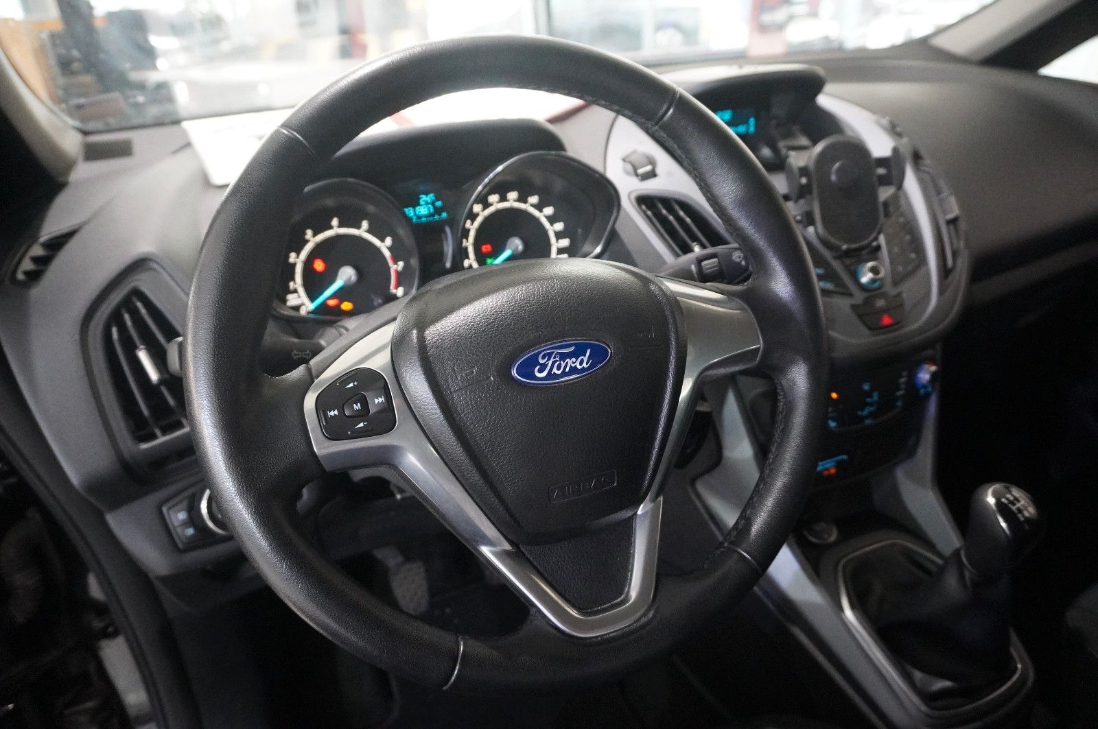 Fahrzeugabbildung Ford B-Max 1.0 TREND KLIMA/SHZ/PDC/NEBEL/WINTER/USB