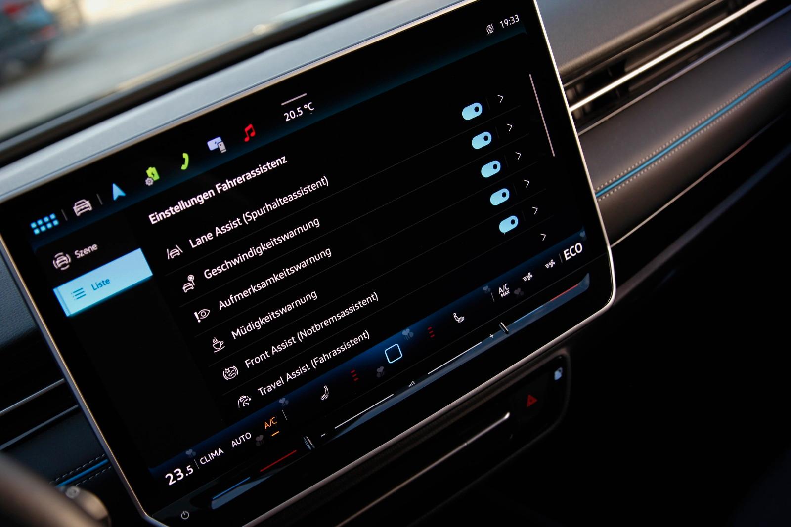Volkswagen ID.7 Pro 210kW/HUD/Memory/Matrix/32353netto
