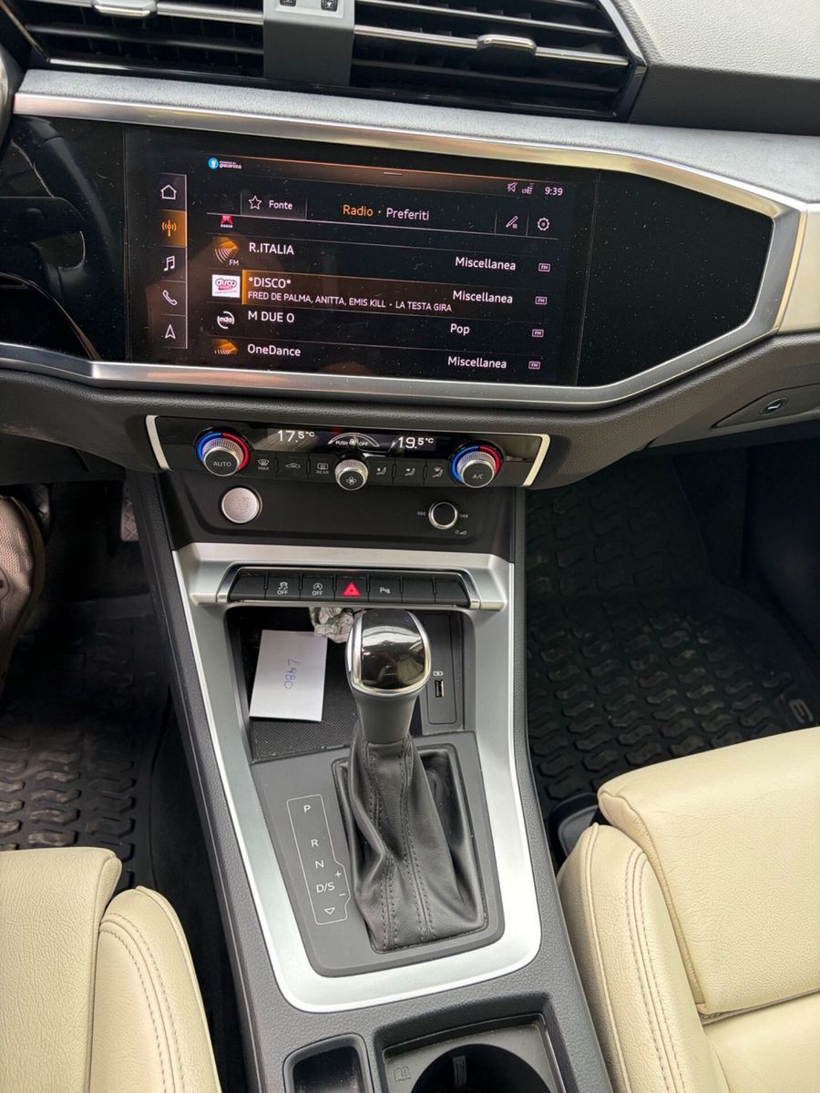 Audi Q3 40 TFSI quattro S tronic line edition imagem 2