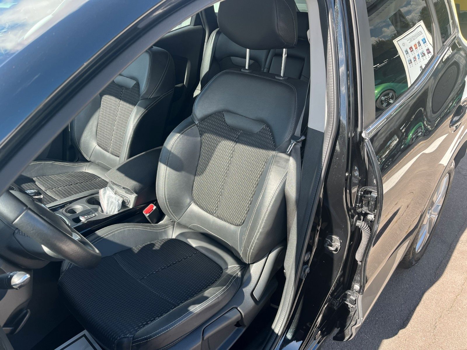 Fahrzeugabbildung Renault Kadjar Limited