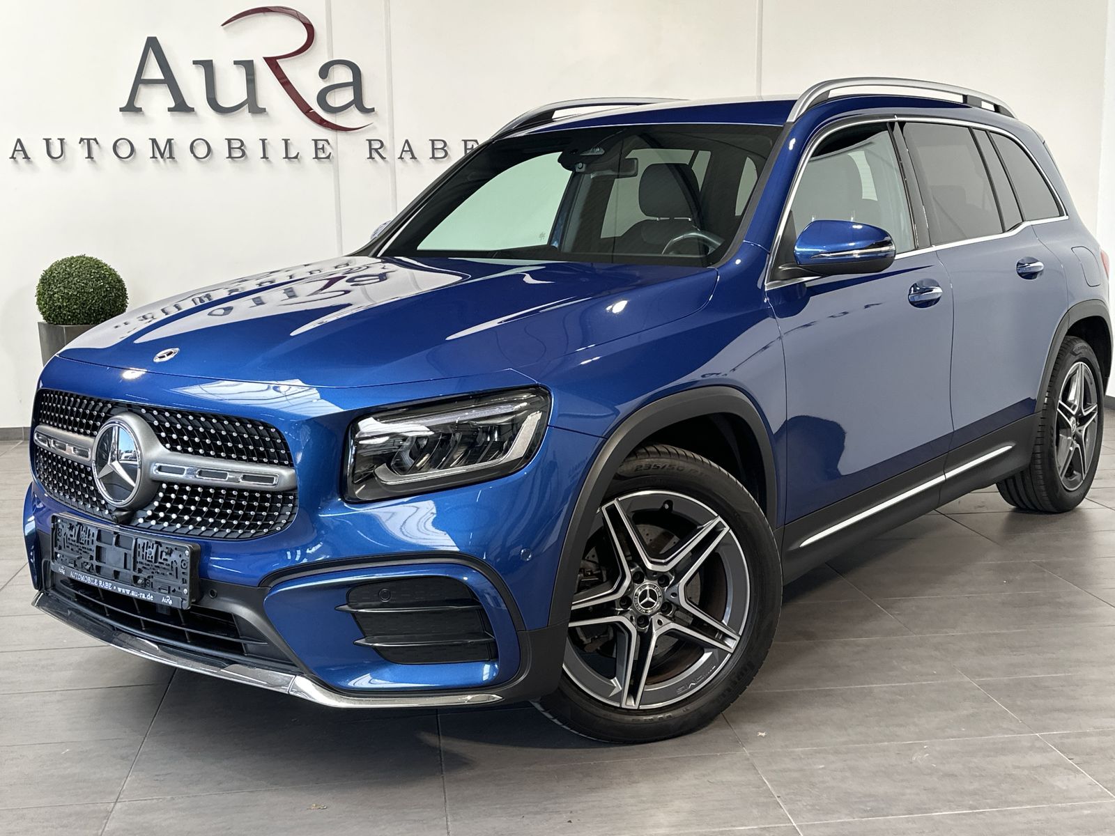 Fahrzeugabbildung Mercedes-Benz GLB 200 AMG-Line NAV+LED+AHK+VCOCKPIT+KAMERA+1HD
