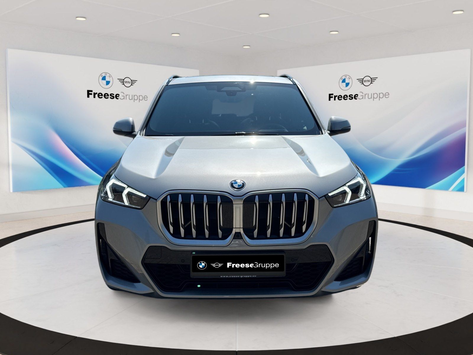 BMW X1 xDrive23i 360° HEAD-UP PANO RFK HIFI XDRIVE foto 2