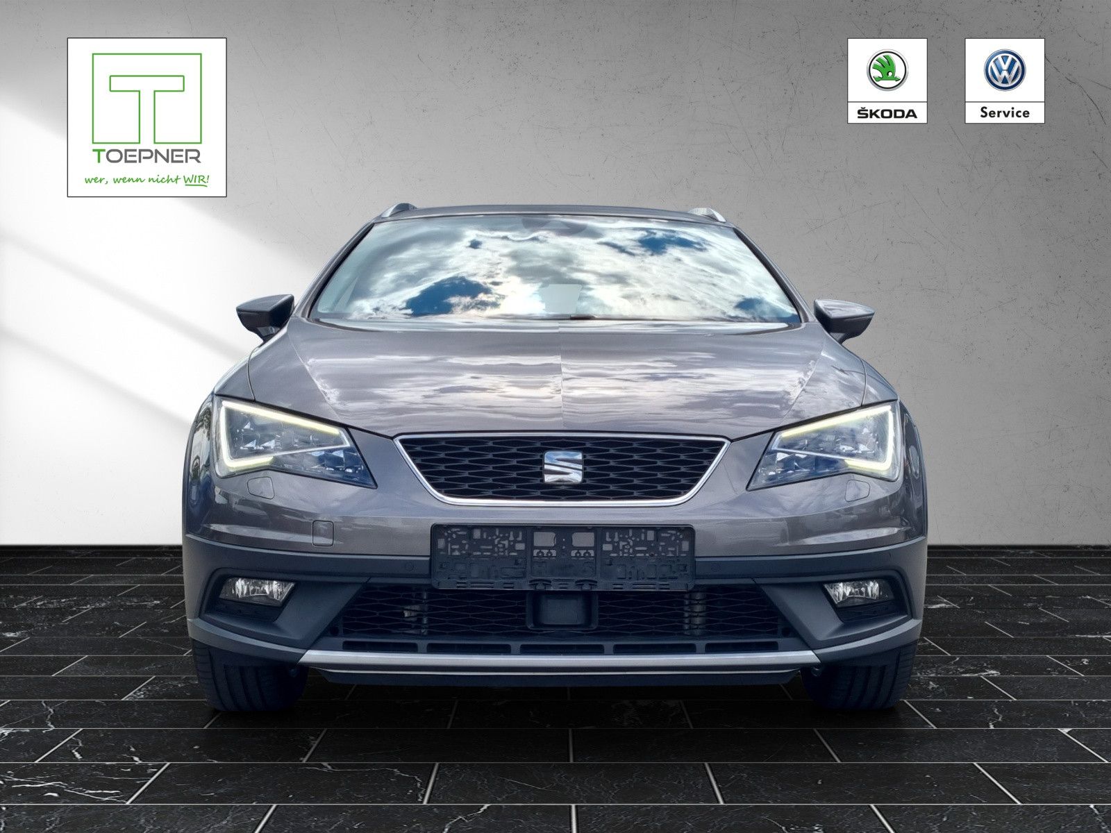Fahrzeugabbildung SEAT Leon ST X-Perience 4Drive 1,8 TSI DSG GRA AHK