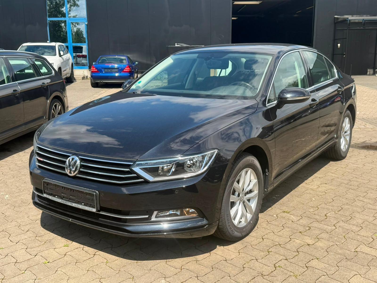 Volkswagen Passat Comfortline 1.4 TSI AHK/PDC/KLIMA