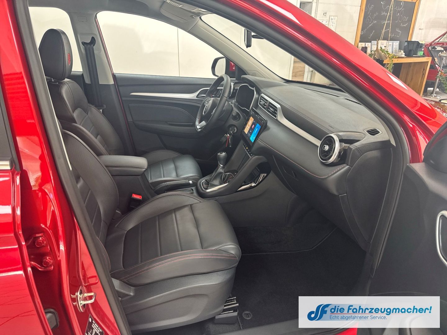 Fahrzeugabbildung MG ZS Comfort 1.5 VTi EU6d LED Apple CarPlay Androi