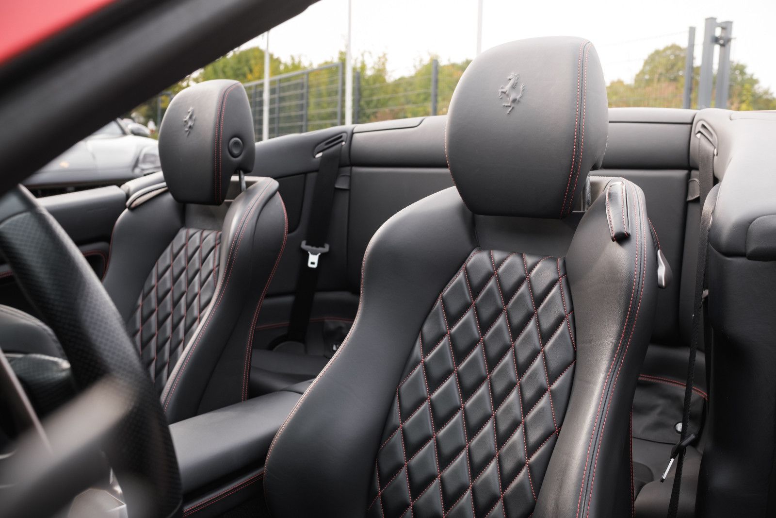 Fahrzeugabbildung Ferrari California-Scheckheft gepflegt-2.Hand