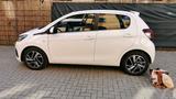Peugeot 108 weiss mit Faltdach schwarz - : Kleinwagen, mit Faltdach