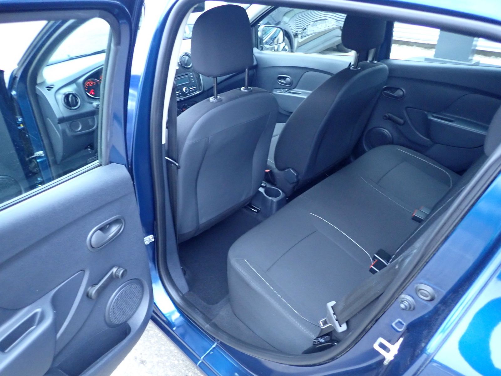 Fahrzeugabbildung Dacia Sandero II Essential SCe 75