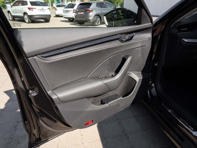 Octavia Combi 2.0 TDI Tour DSG AHK+MATRIX+STANDH