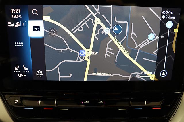 ID.4 Pro Performance ACC KAMERA NAVI PARKASSIST