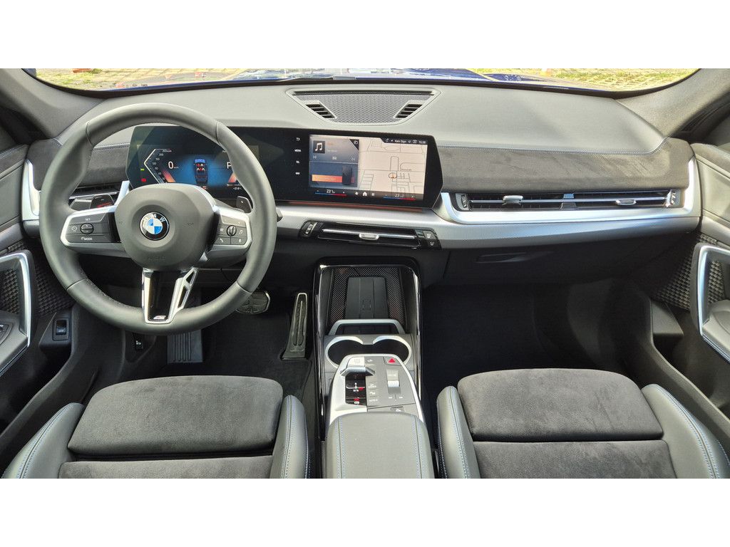 BMW X1 sDrive 18i M-Sport AHK PANO KAM LED NAVI SHZG foto 7