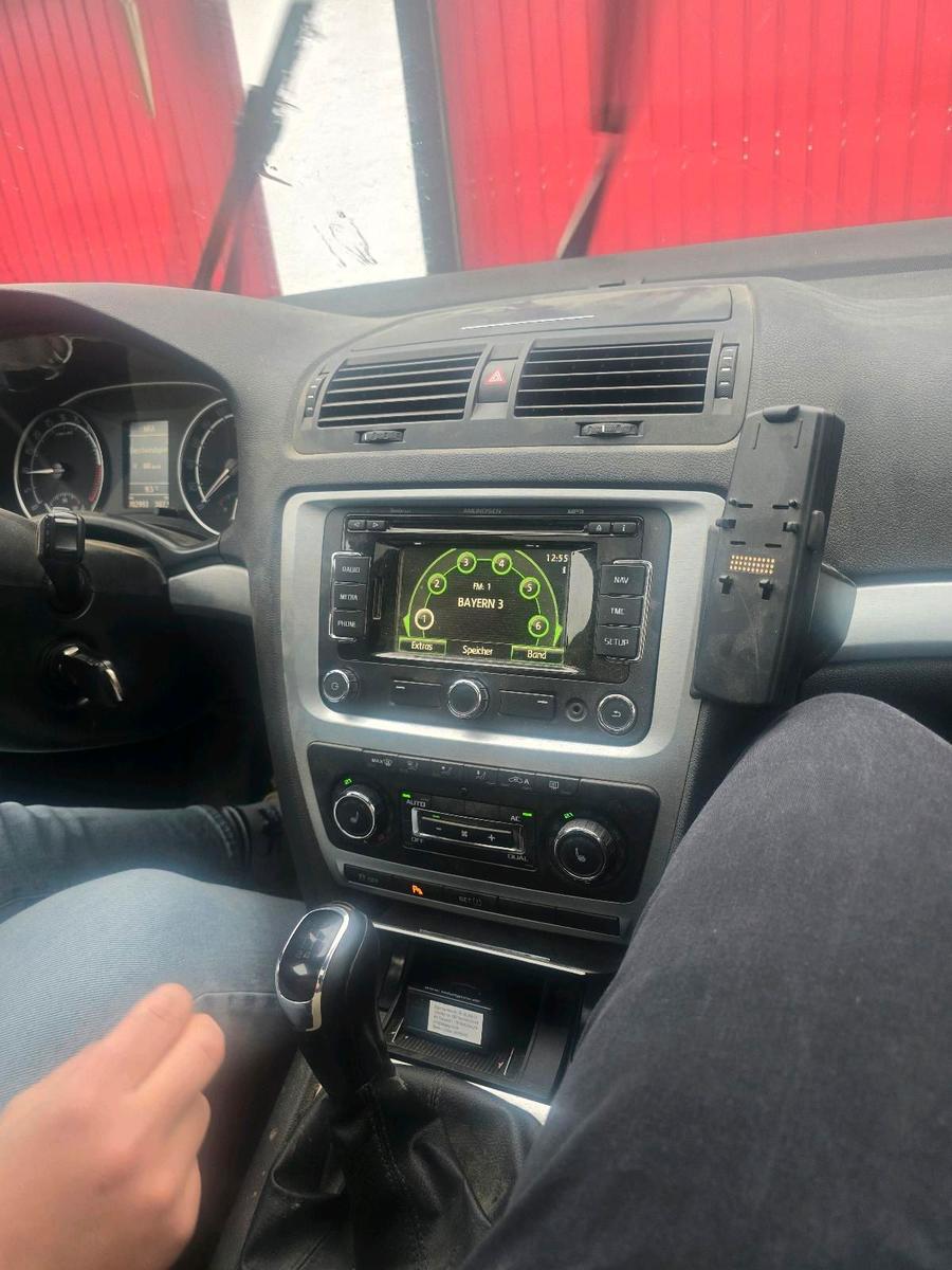 Skoda Octavia 2010 — двигун 200 HP (147kW)