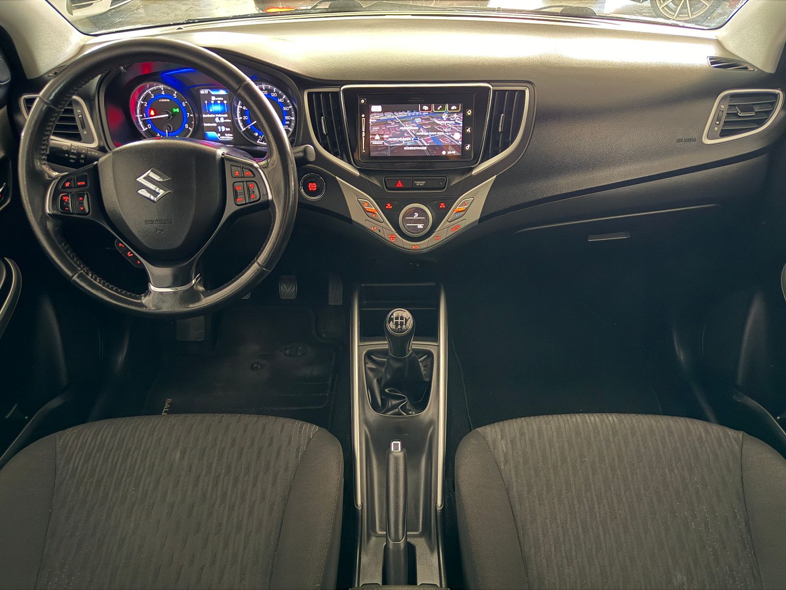 Suzuki Baleno COMFORT ACC KEYLESS-GO NAVI KAMERA XENON