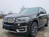 BMW X5 xDrive M packet40d  - BMW X5: Grün