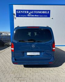 Mercedes V 220 - 8