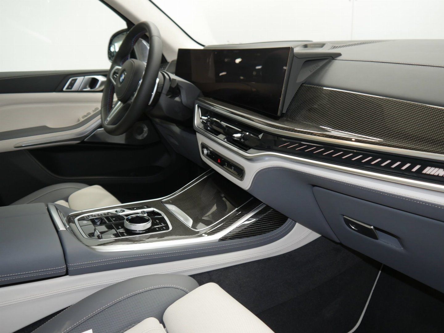 Fahrzeugabbildung BMW X7 M60i Panorama Glasdach Sky-Lounge | Sitzbelüf