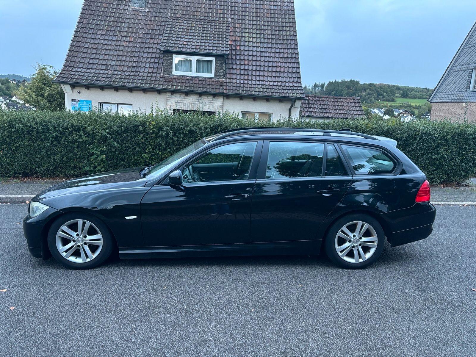 BMW 320, 2009