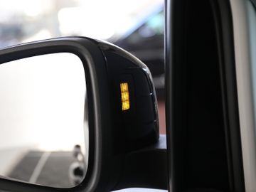 Volkswagen Caddy 2.0TDI DSG STYLE NAV PRO STANDHZ PANO AHK