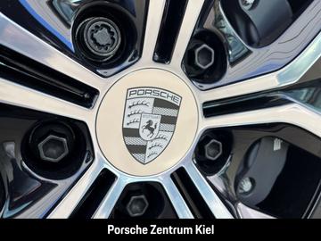 صورة مصغرة 31 لـ 2026 Porsche TAYCAN