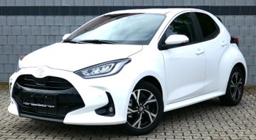 Fotografie Toyota Yaris Hybrid Style EU