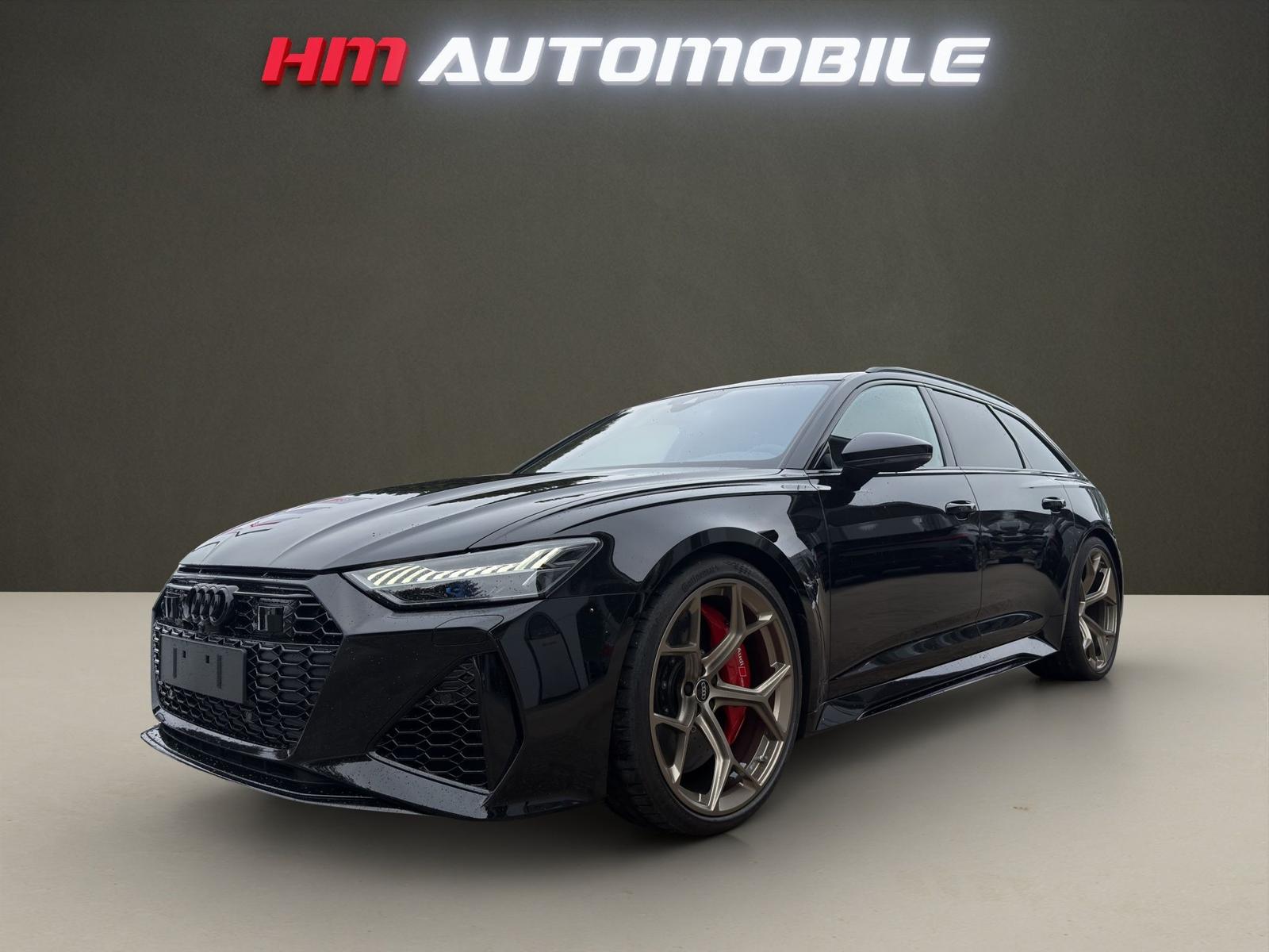 Audi RS6 performance/KERAMIK/PANO/AHK/CARBON/22"/HUD