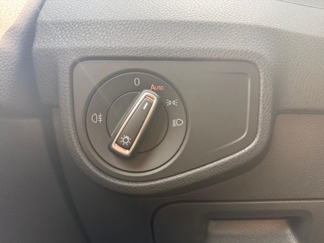 Golf Sportsvan 7 1.6 TDI IQ.DRIVE AHK-klappbar N