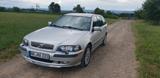 Volvo V40 1.8 - Kombi, Schaltgetriebe, 8fach Bereifung - gebrauchte Volvo V40 aus dem Jahr 2001