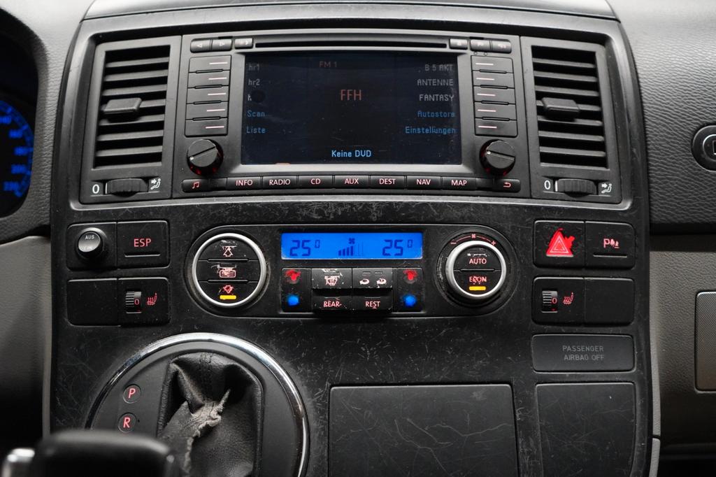 Volkswagen T5 California