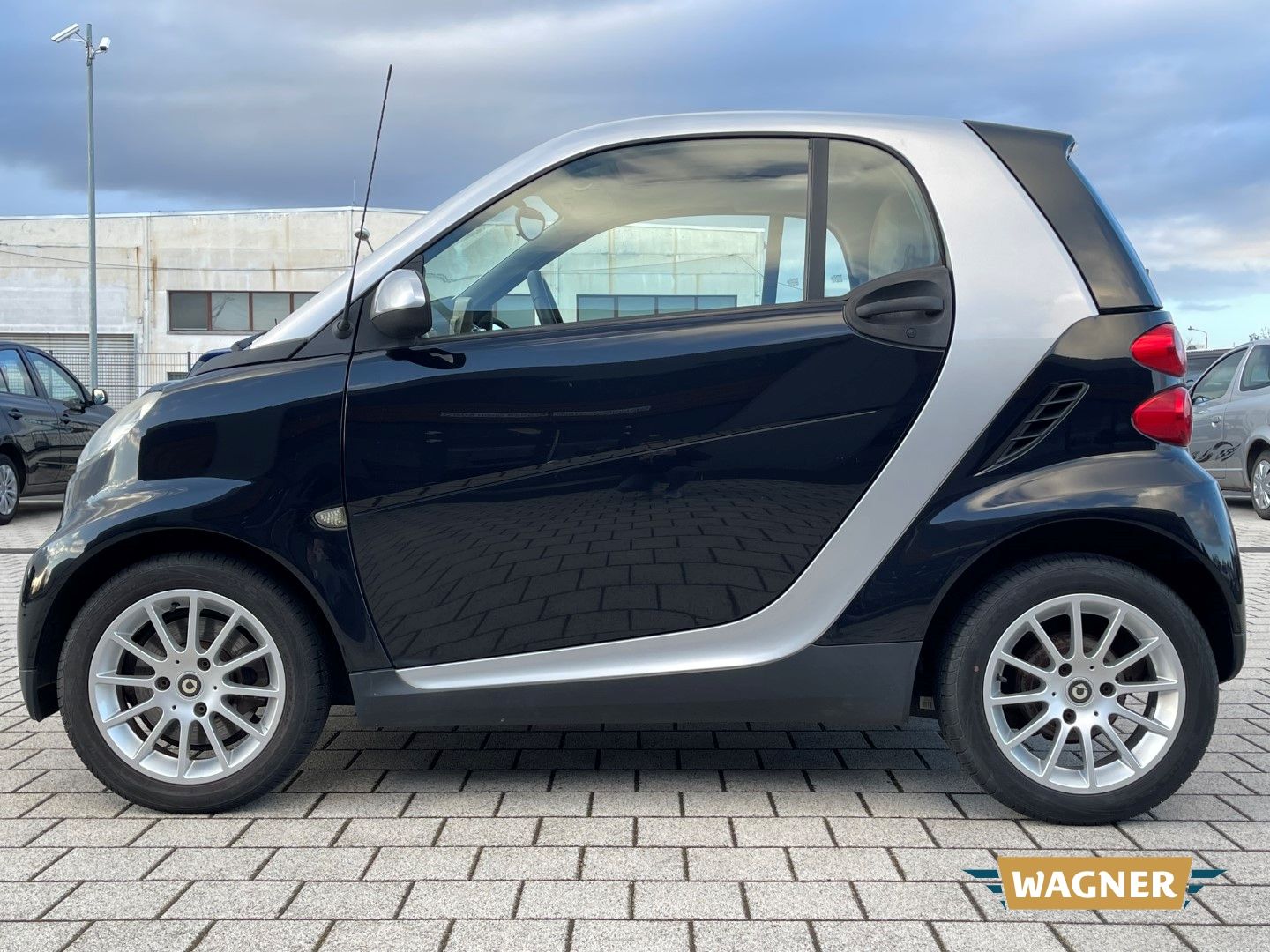 Fahrzeugabbildung Smart fortwo Passion  Klimaanlage TÜV 06/2027