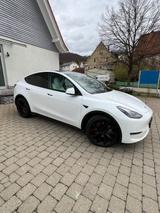 Tesla Model Y AWD Long Range BOOSTER 20 Zoll SR - Tesla Model Y in Stuttgart