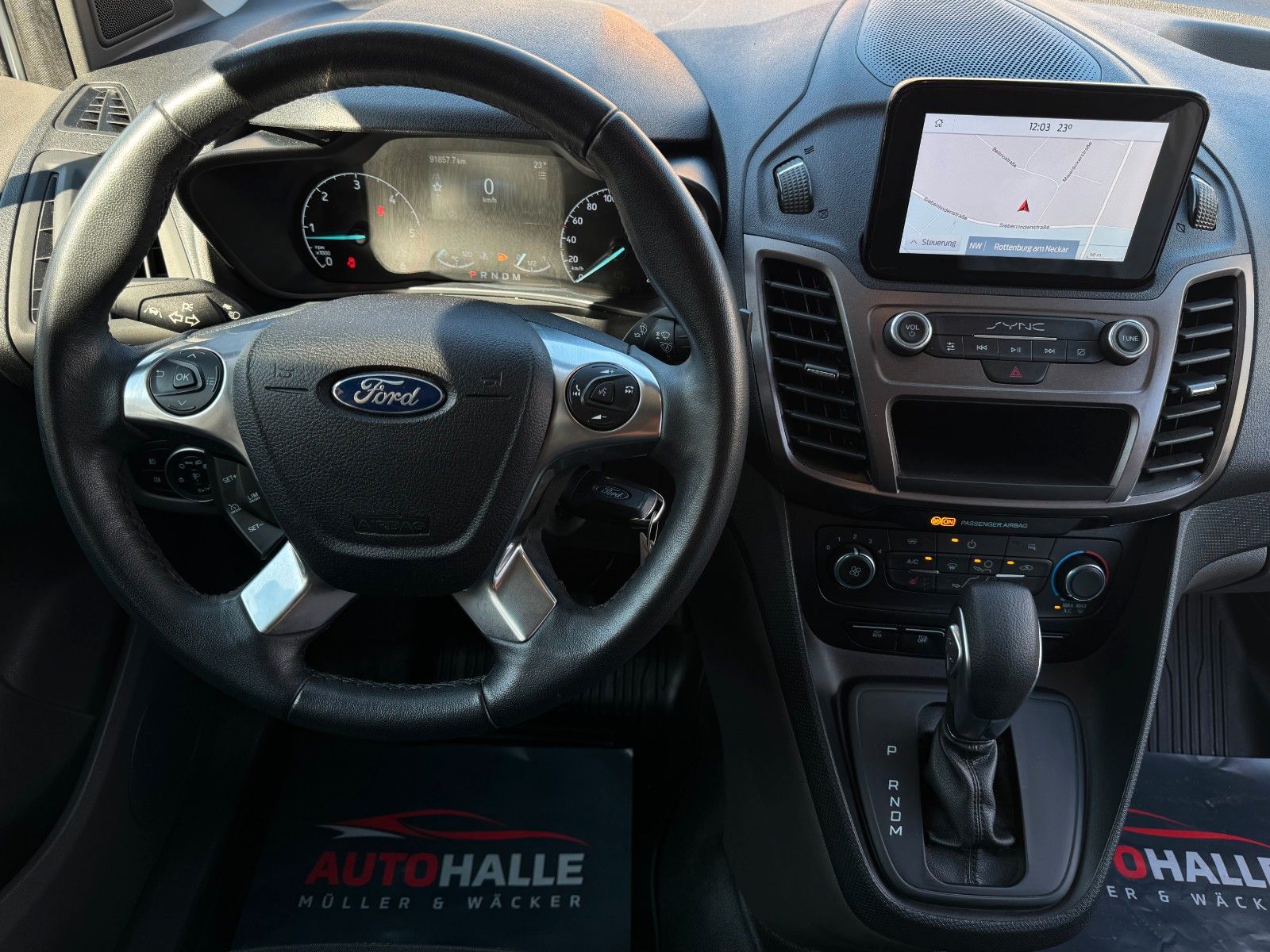 Fahrzeugabbildung Ford Transit Connect 230 L2 Autm. Trend 4d AHK