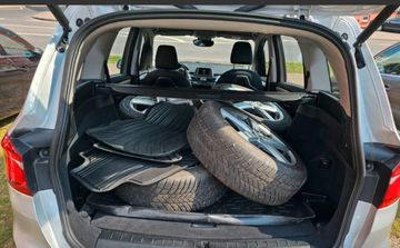 BMW 220 Gran Tourer - 11