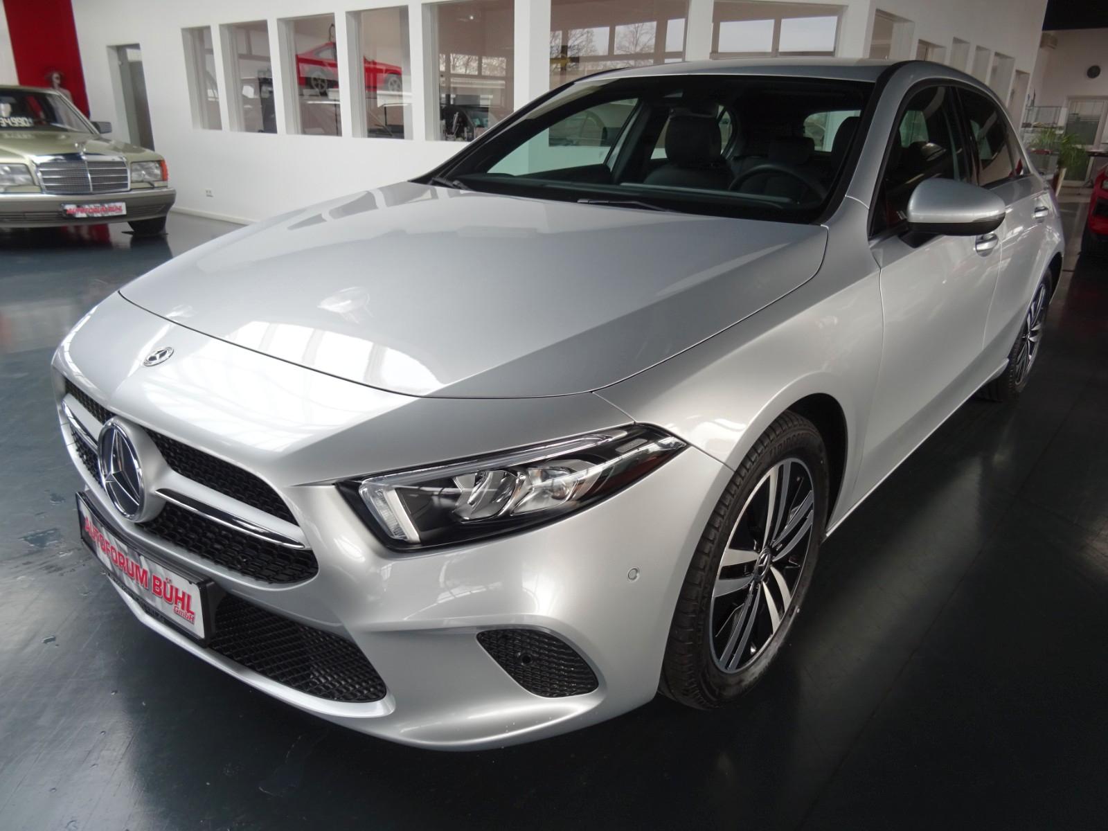 Mercedes-Benz A 180 d Style/ Autom/ Navi/ LED/ PDC+Kamera/ AHK