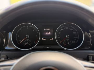 Volkswagen Golf - 11