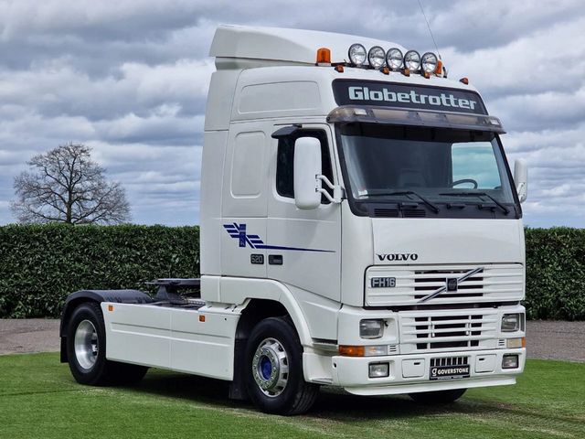 Volvo FH 16 520 Globetrotter 4x2 - Royal Class - Perfe