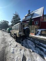 Land Rover Defender 110 TDI Station Wagon - Land Rover Defender: TDI